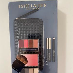 Estee Lauder Travel In Color Makeup Palette